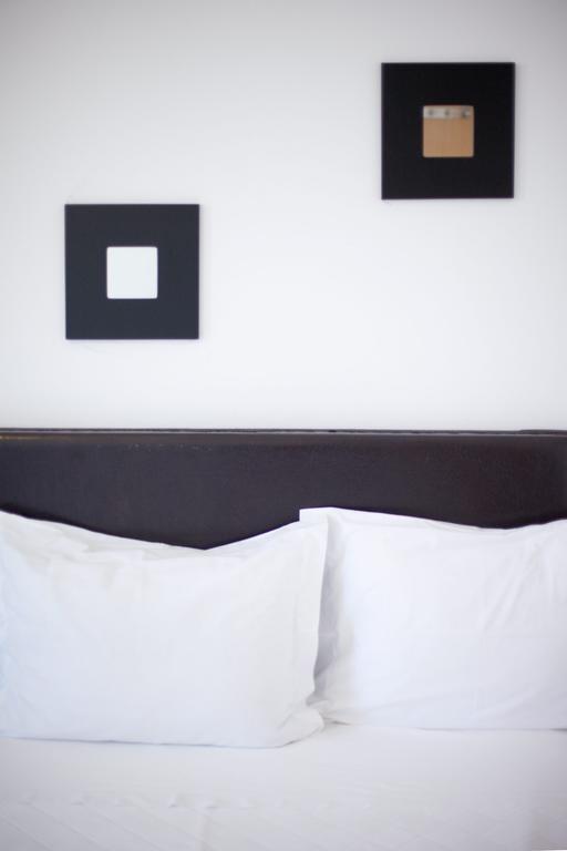 Residencial Principe Guest House Barreiro  Bagian luar foto
