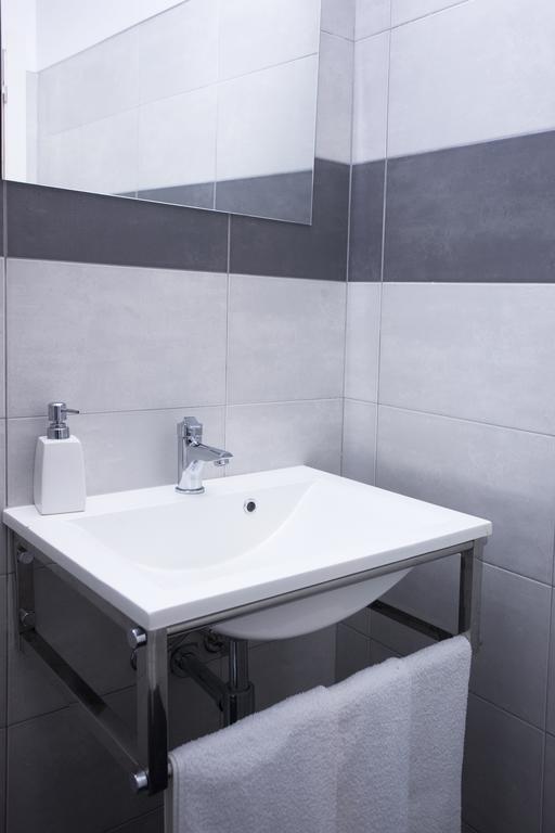 Residencial Principe Guest House Barreiro  Bagian luar foto