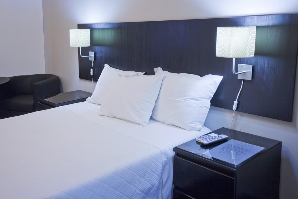 Residencial Principe Guest House Barreiro  Bagian luar foto